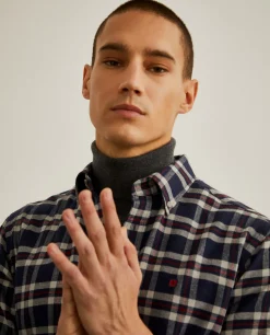 Camisa regular fit com padrão de xadrez