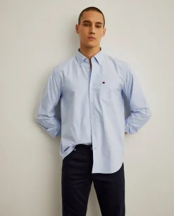 Camisa regular fit de algodão em cor lisa