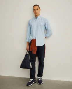 Camisa regular fit de algodão em cor lisa