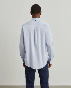 Camisa regular fit de algodão em cor lisa