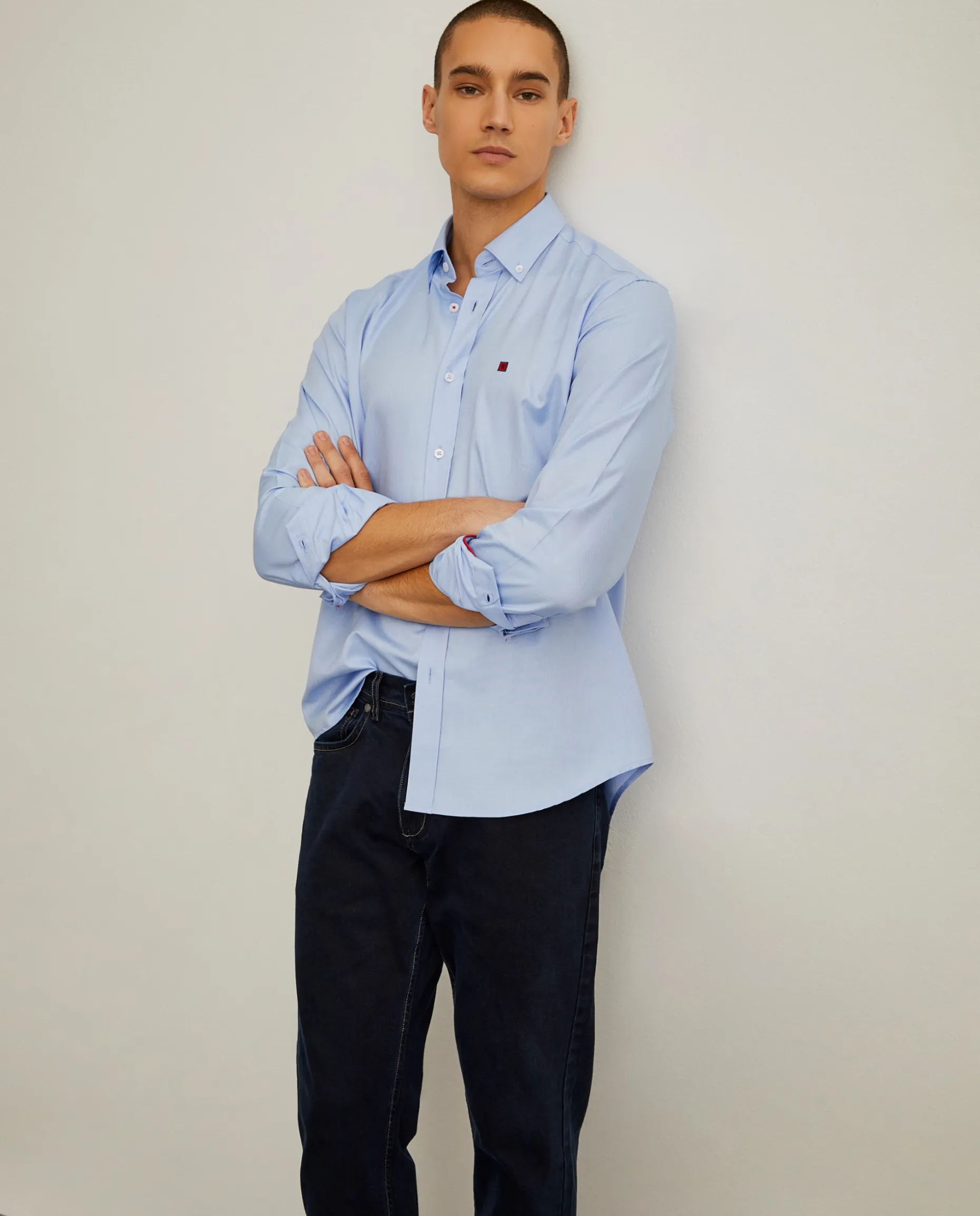 Camisa regular fit em tecido oxford