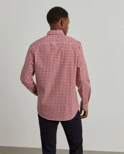 Camisa slim fit aos quadrados