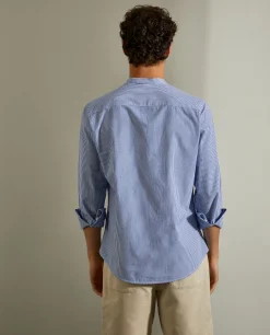 Camisa slim fit com gola mao