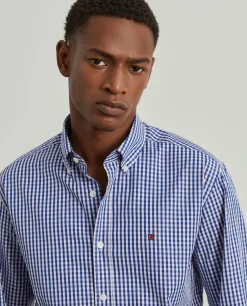 Camisa slim fit de algodão em cor lisa