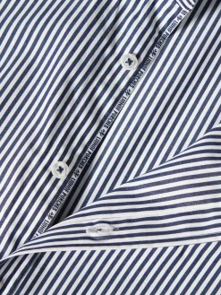 Camisa slim fit de algodão às riscas