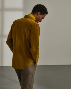 Camisa slim fit de bombazine em cor lisa