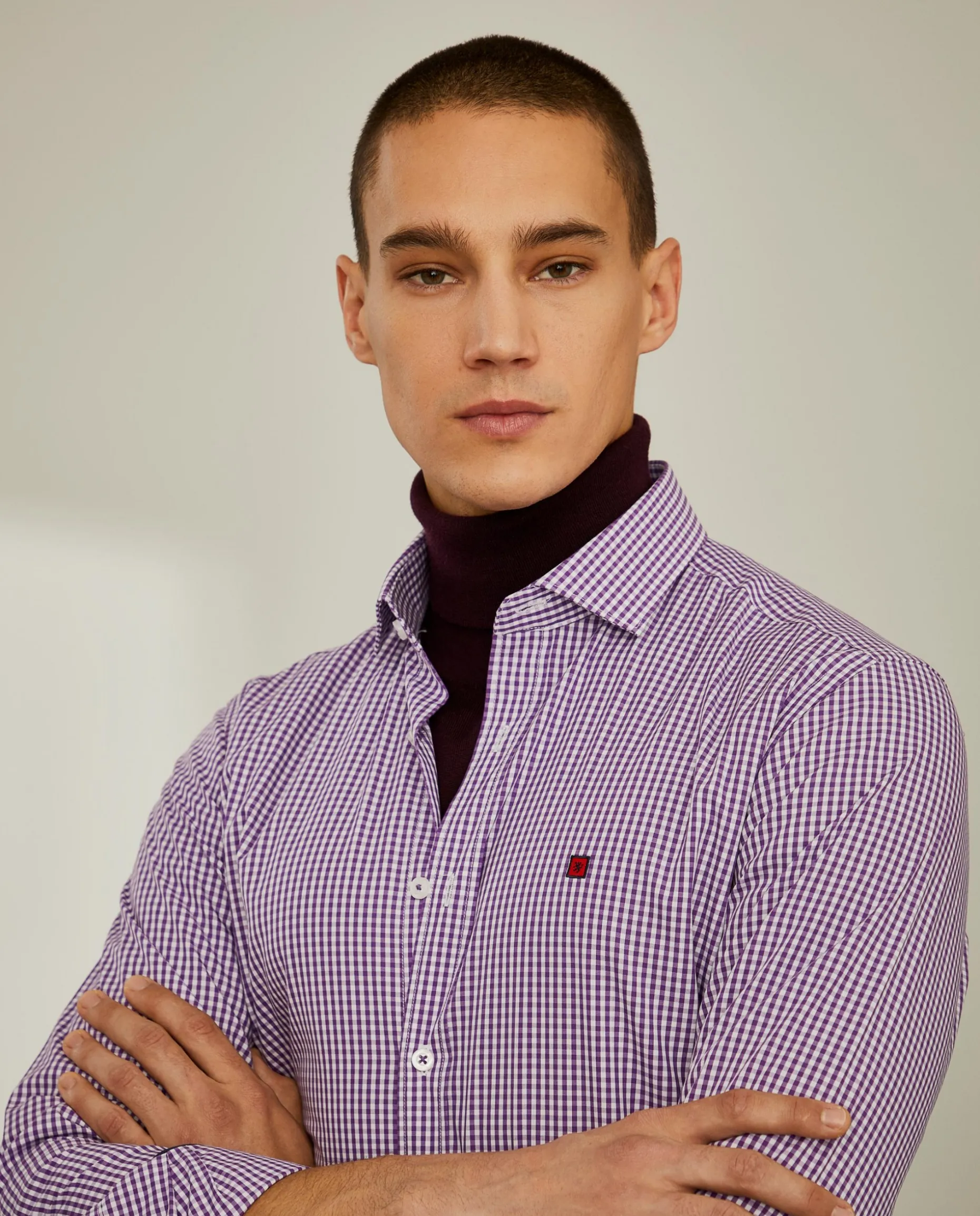 Camisa slim fit em algodão padrão quadrados