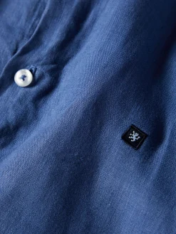 Camisa slim fit em linho garment dye