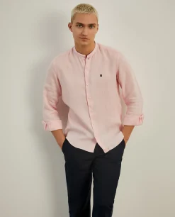 Camisa slim fit em linho com gola mandarim