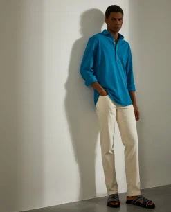 Camisa slim fit em malha piqué com carcela de polo