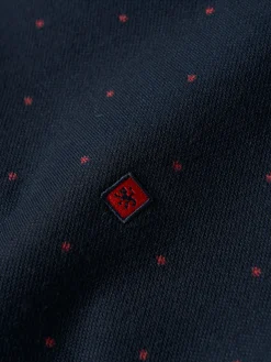 Camisa slim fit em malha piquê com padrão