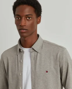 Camisa slim fit em malha piqué