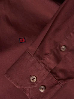 Camisa slim fit em sarjinha