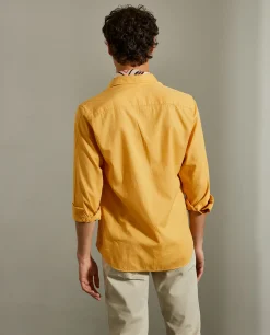 Camisa slim fit em tecido popelina