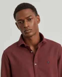 Camisa slim fit garment dye