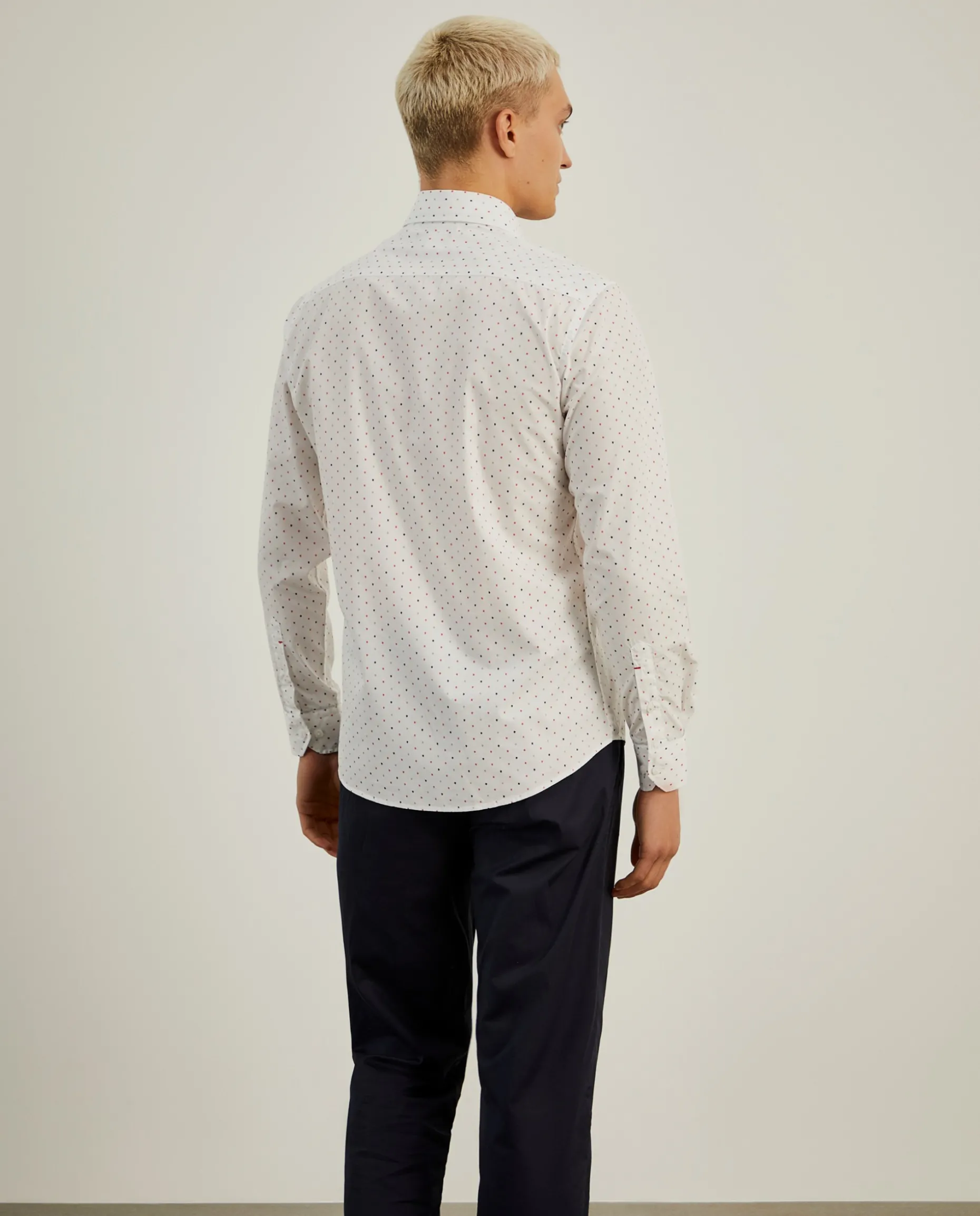 Camisa slim fit padrão leões