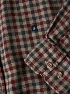 Camisa slim fit quadrados