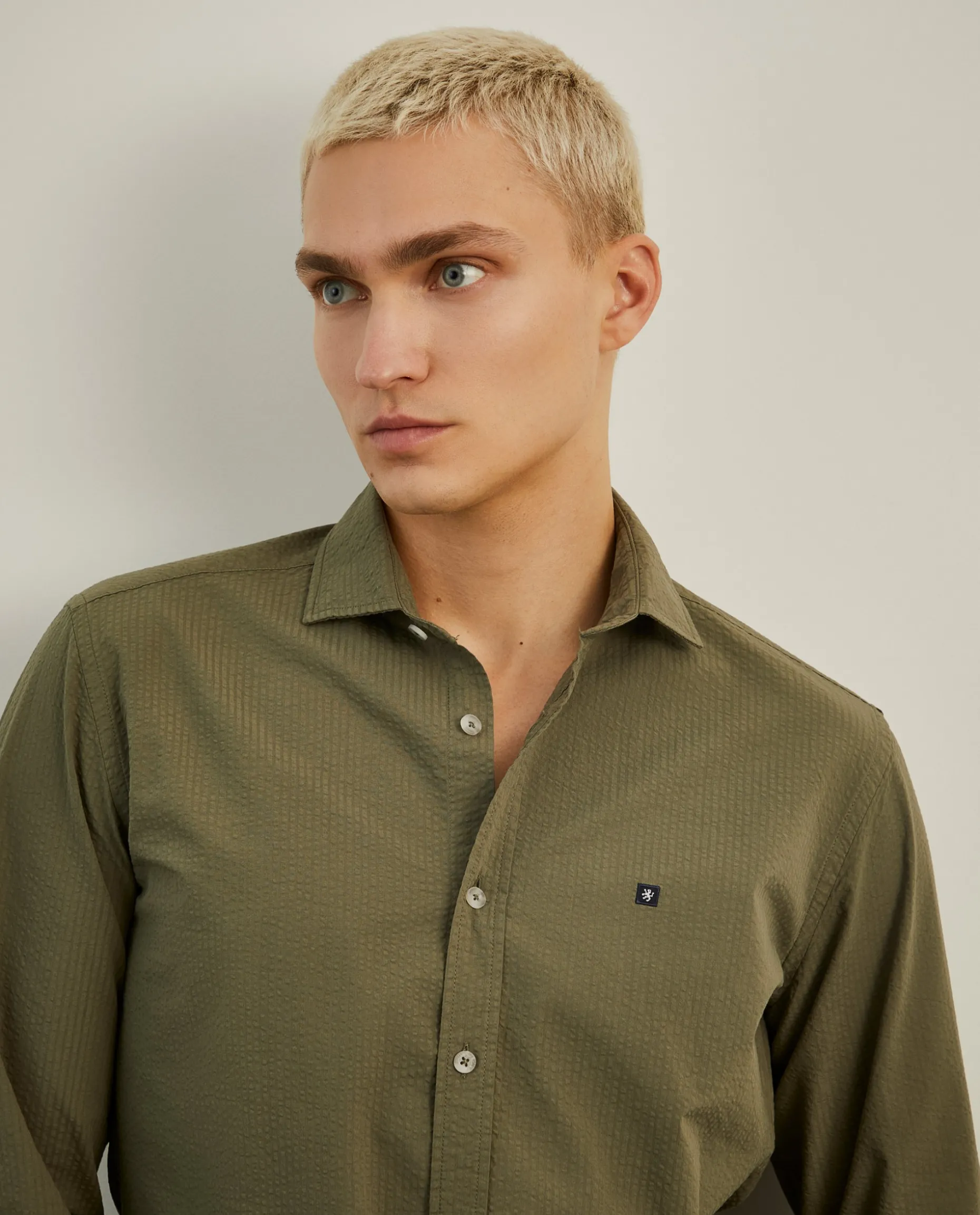 Camisa slim fit seersucker