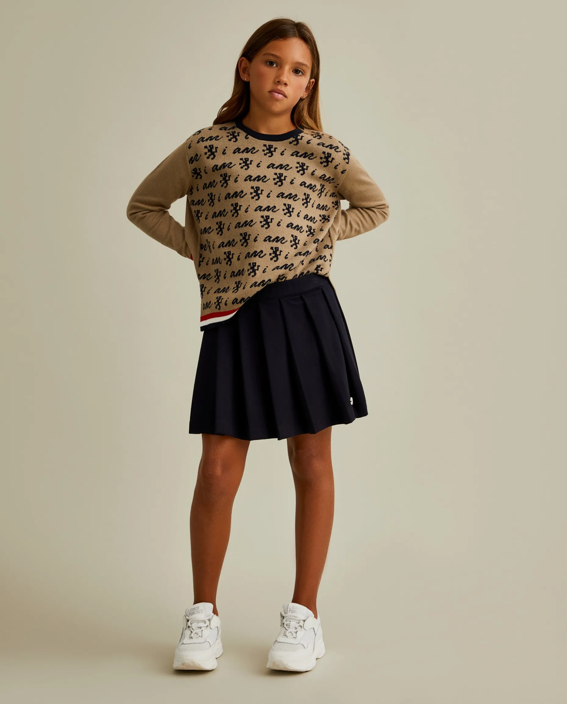 Camisola com branding all over na frente