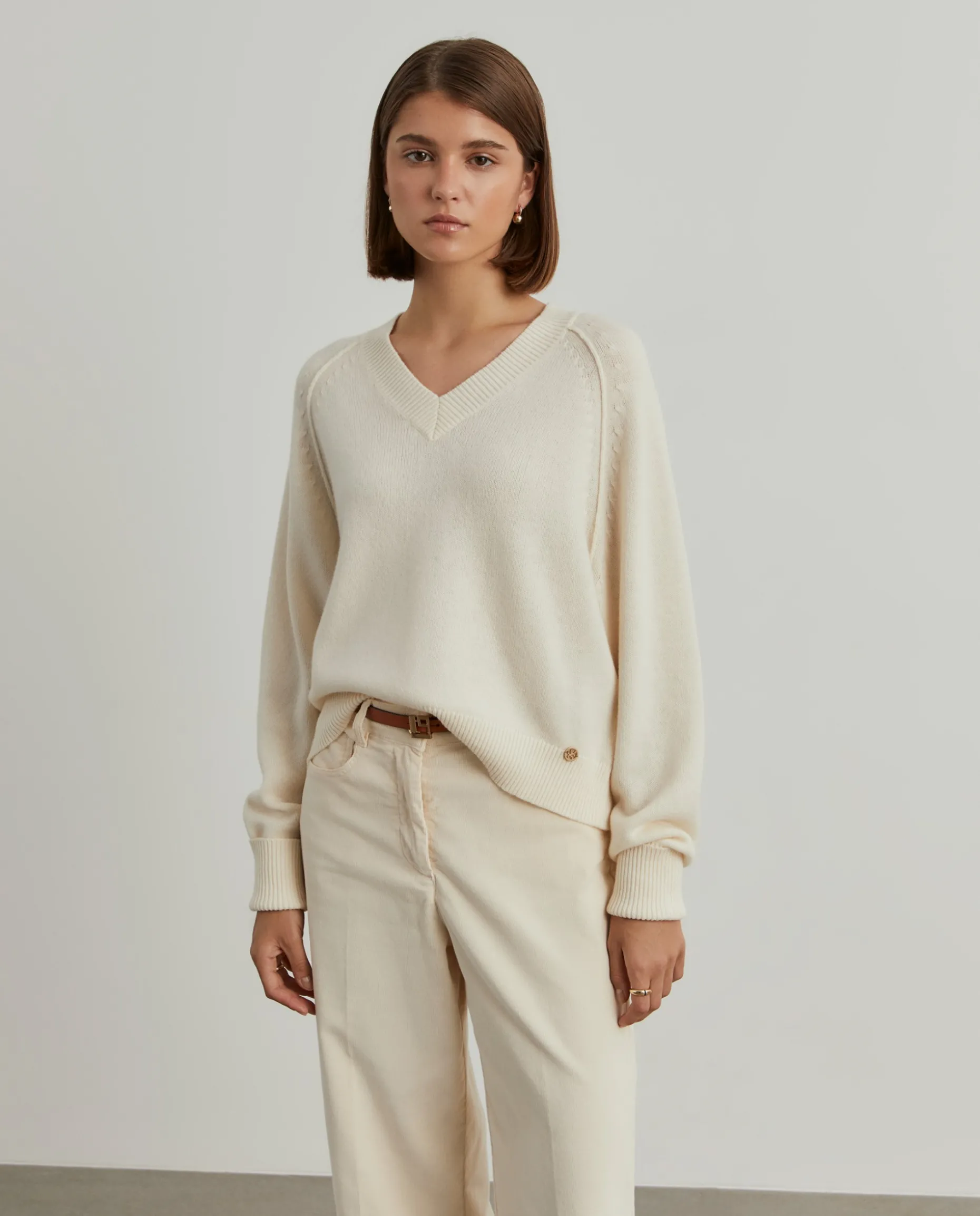 Camisola de lã decote em V