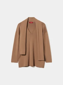 Camisola de malha com cachecol