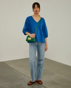 Camisola decote em V com manga abalonada