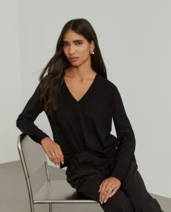 Camisola decote em V com lã