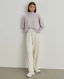 Camisola gola alta em lã