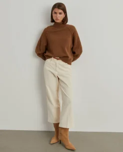 Camisola gola alta mangas croché