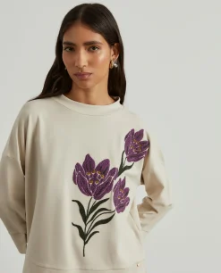 Camisola meia gola com bordado floral