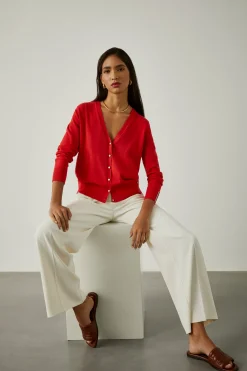 Cardigan clássico com botões em contraste