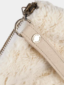 Carteira em pêlo cru