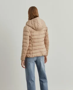 Casaco acolchoado com capuz