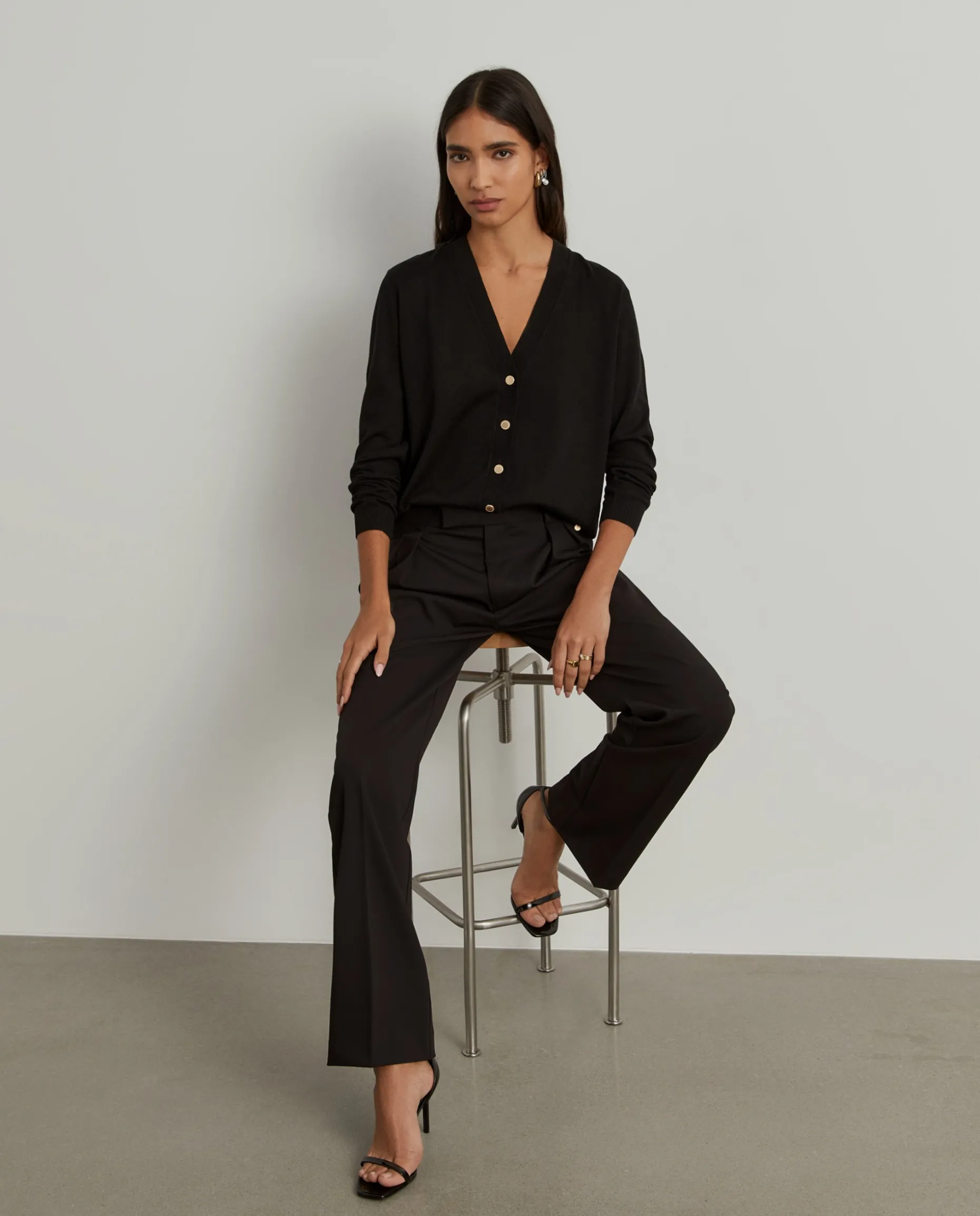 Casaco de malha básico com botões