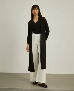 Casaco de malha com estrutura geométrica