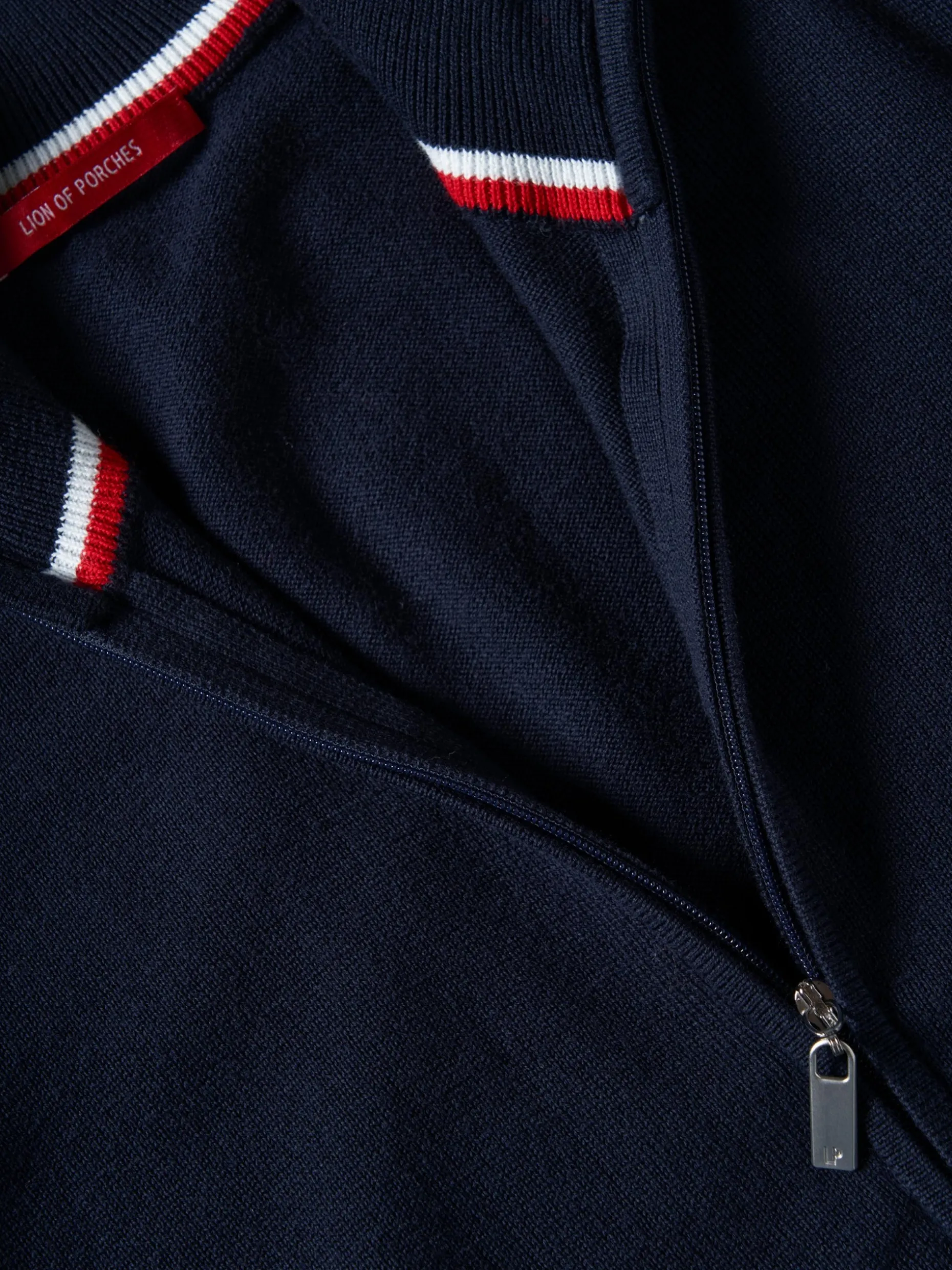 Casaco de malha com fecho