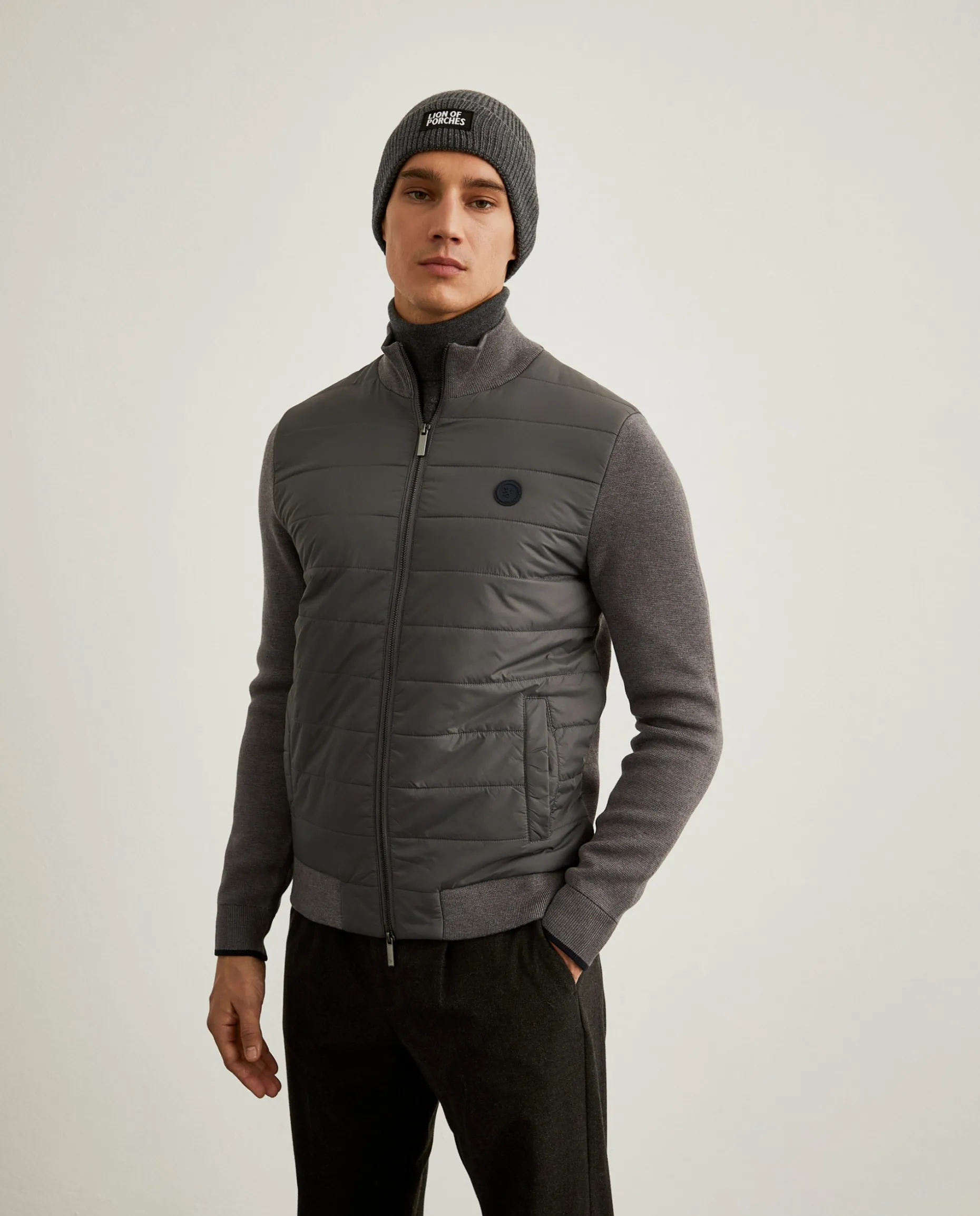 Casaco de malha com frente acolchoada