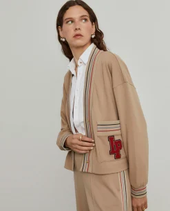 Casaco malha às riscas com bolsos