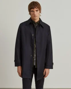 Casaco modelo gabardine com acolchoado interior