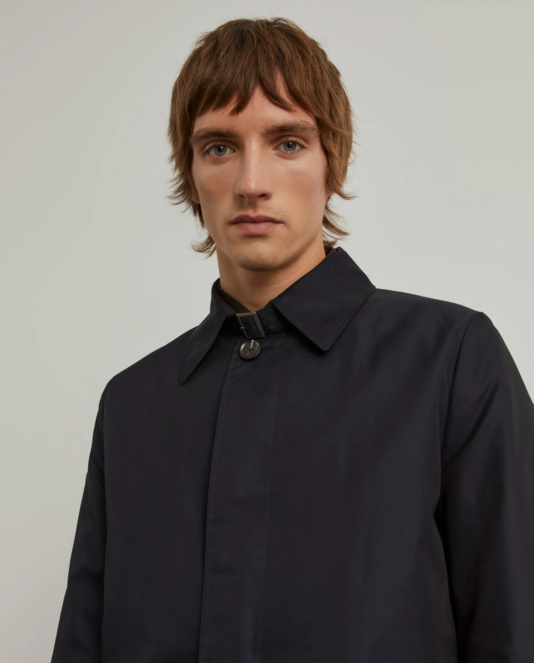 Casaco modelo gabardine com acolchoado interior