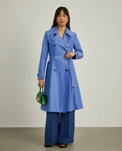 Casaco modelo gabardine de trespasse