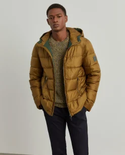 Casaco técnico acolchoado com capuz