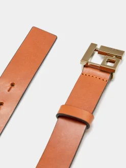 Cinto de pele com fivela monograma