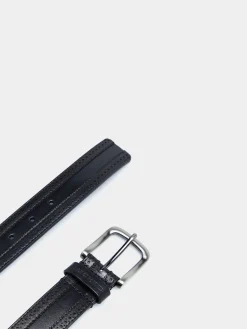 Cinto trabalhado em pele