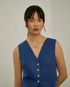 Colete 100% linho com botões brasão dourados