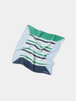 Lenço com padrão de riscas