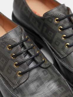 Loafer monograma em pele