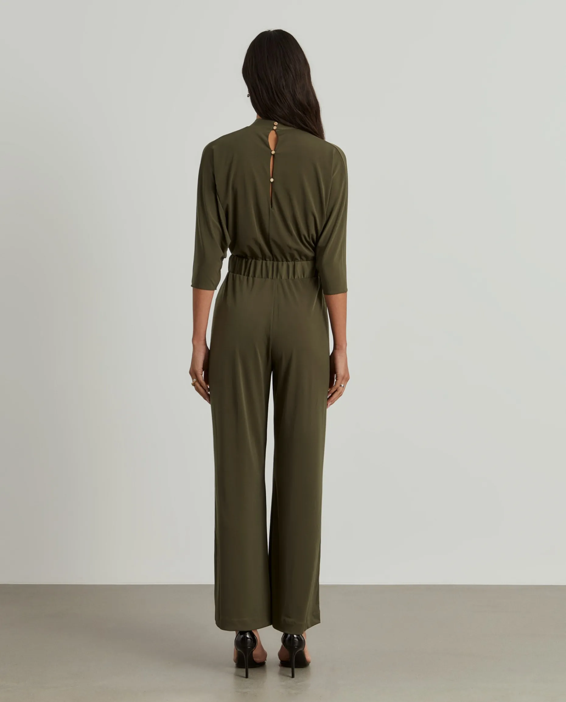 Macacão fluido manga comprida