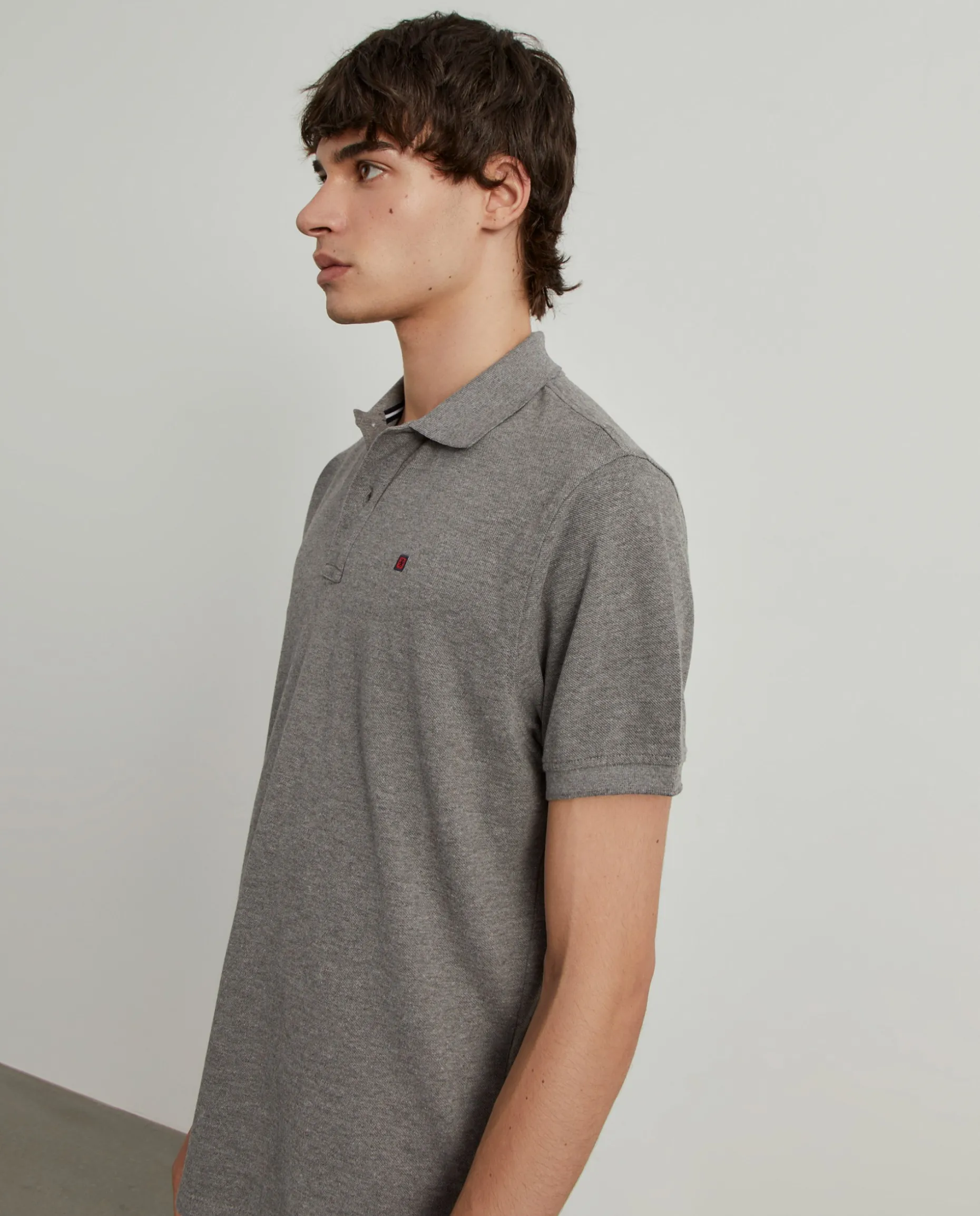 Polo piqué regular fit em algodão