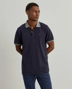 Polo piqué regular fit em algodão